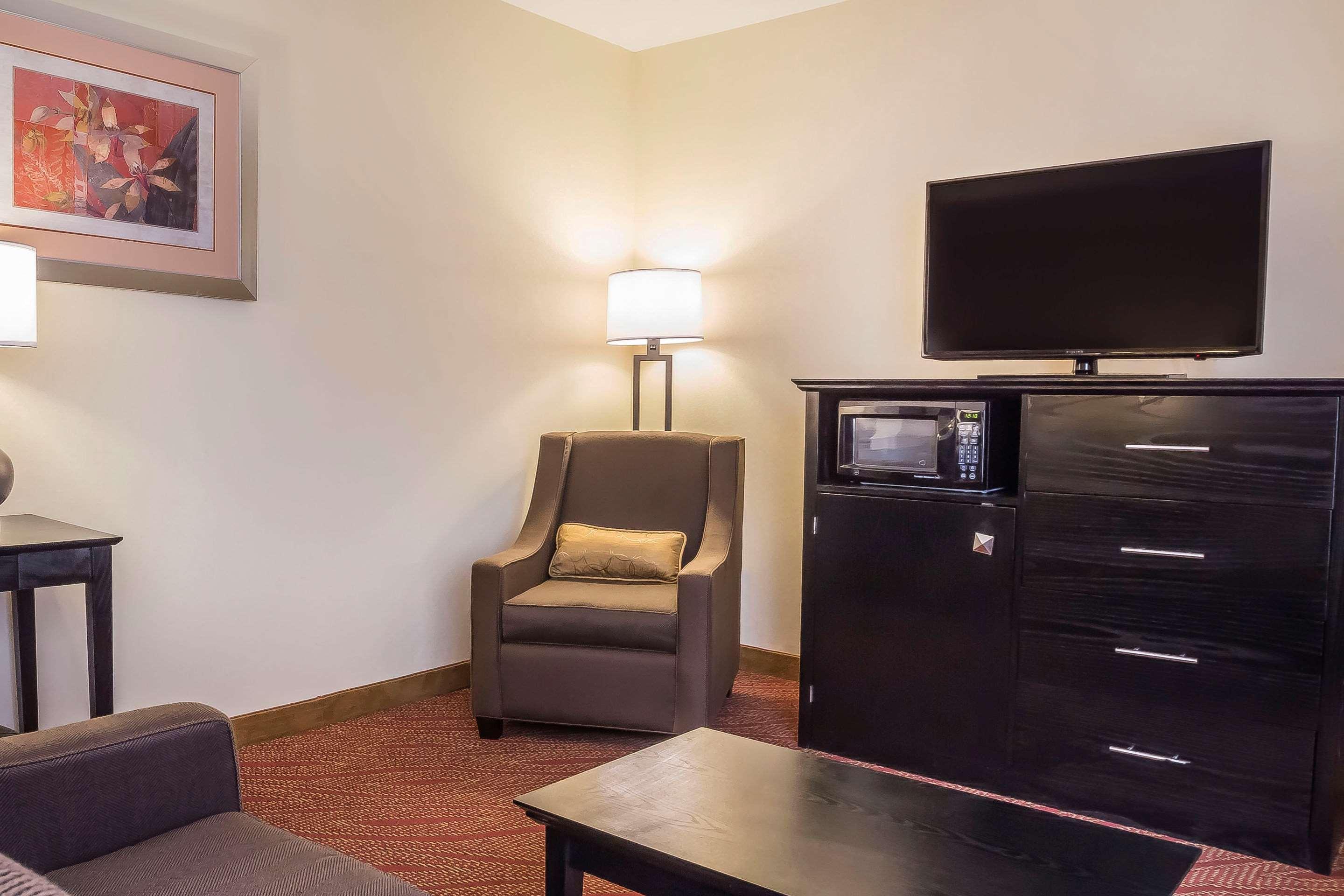 Comfort Inn & Suites Laguardia Airport New York Ngoại thất bức ảnh