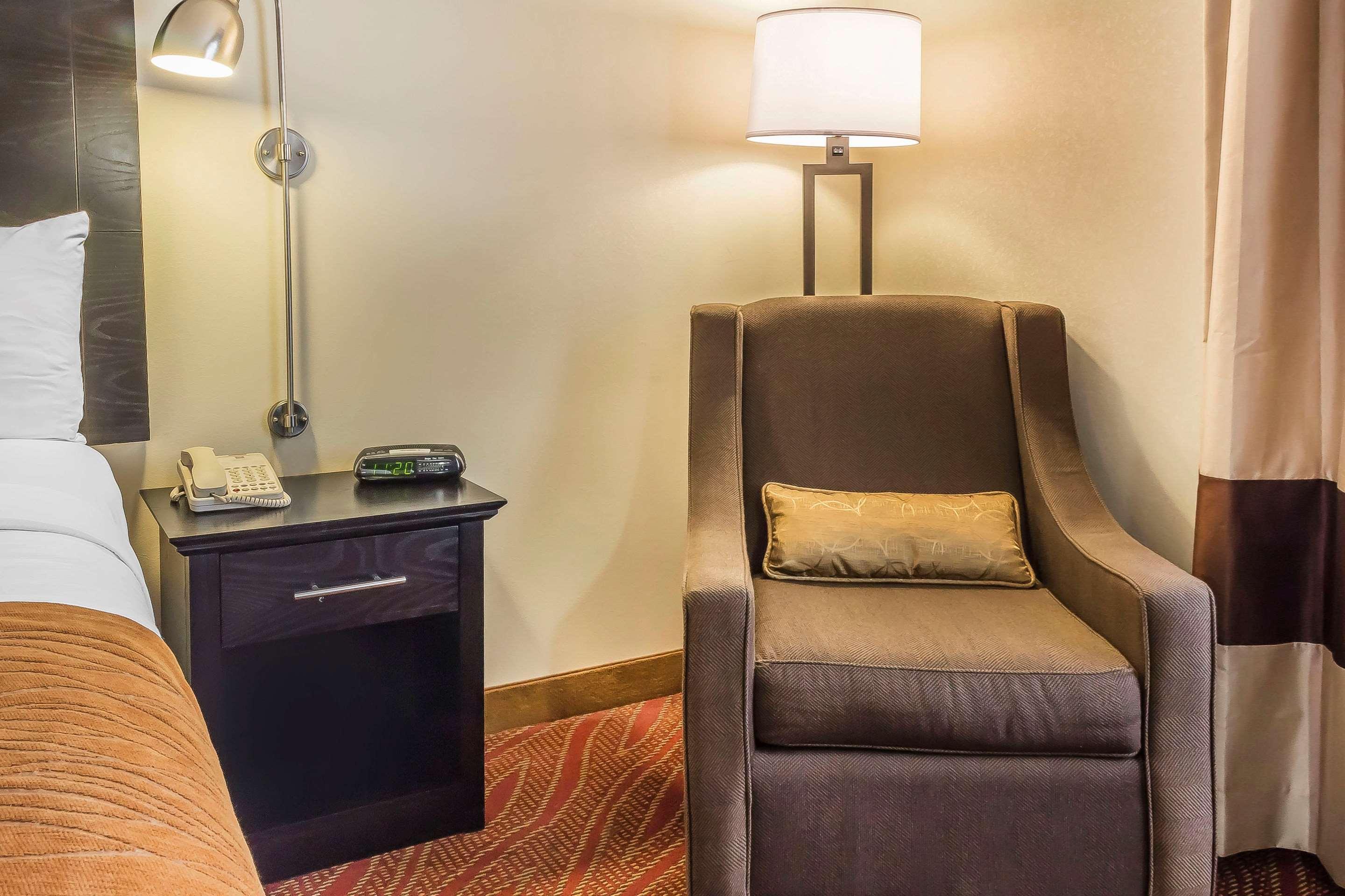 Comfort Inn & Suites Laguardia Airport New York Ngoại thất bức ảnh
