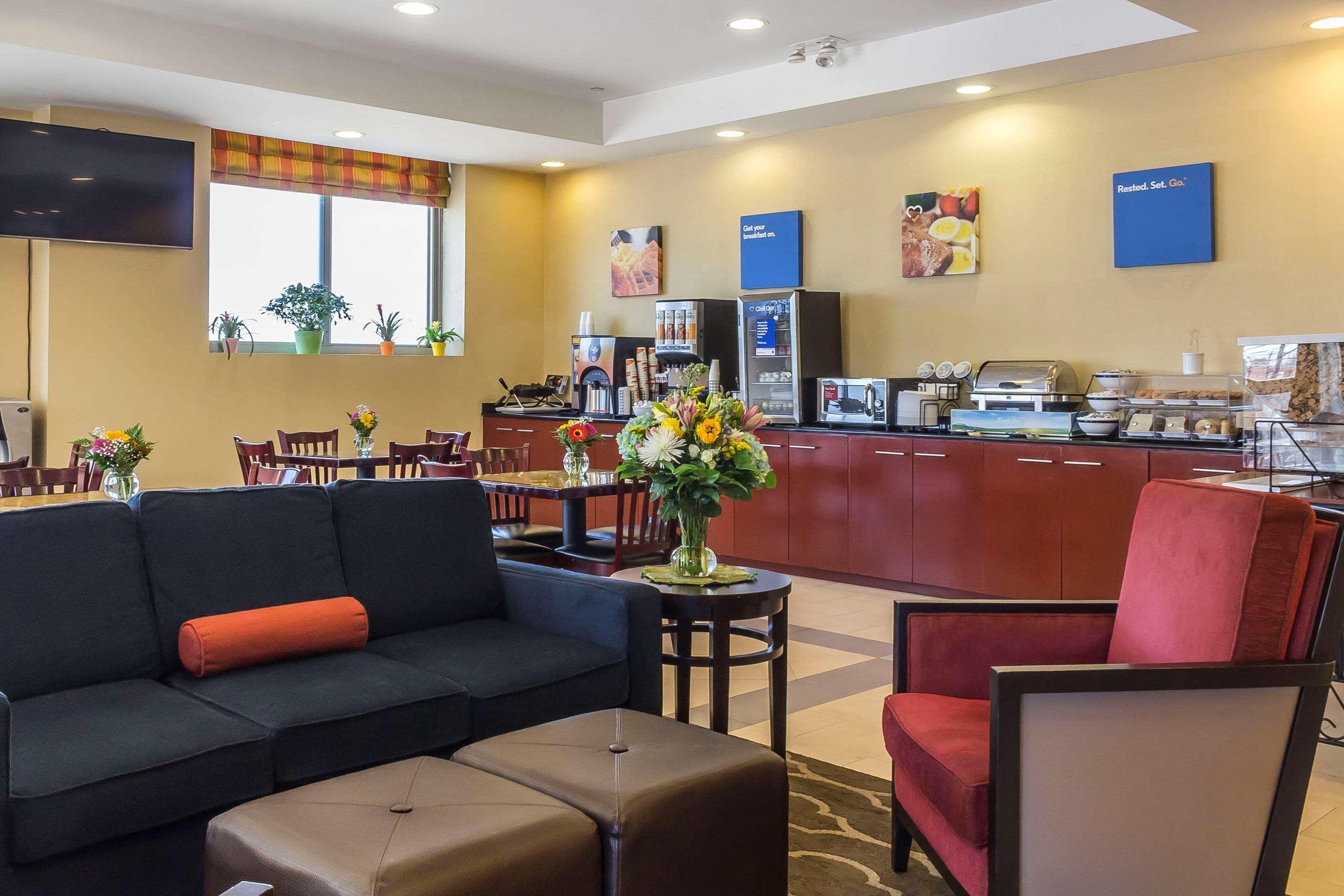 Comfort Inn & Suites Laguardia Airport New York Ngoại thất bức ảnh