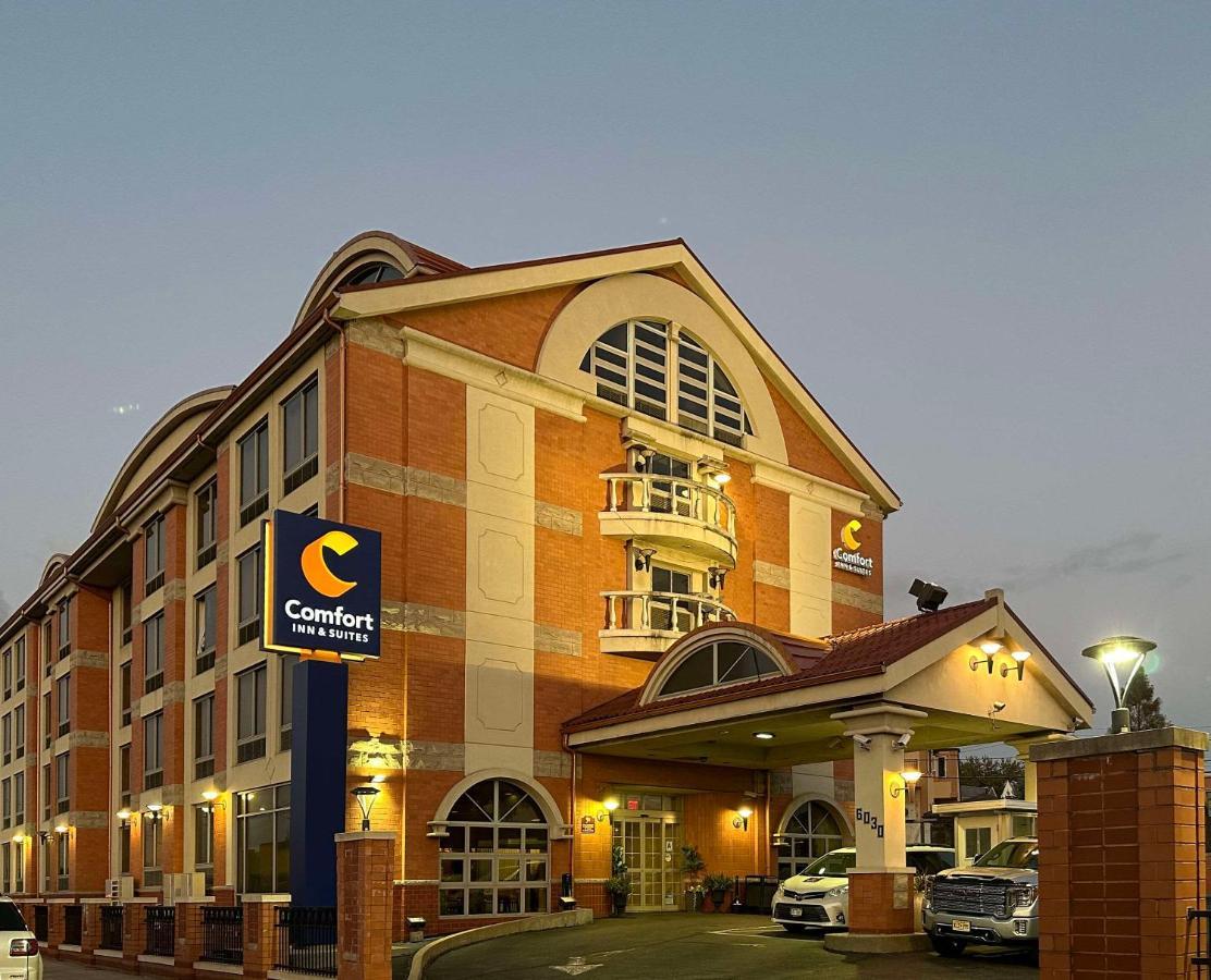 Comfort Inn & Suites Laguardia Airport New York Ngoại thất bức ảnh