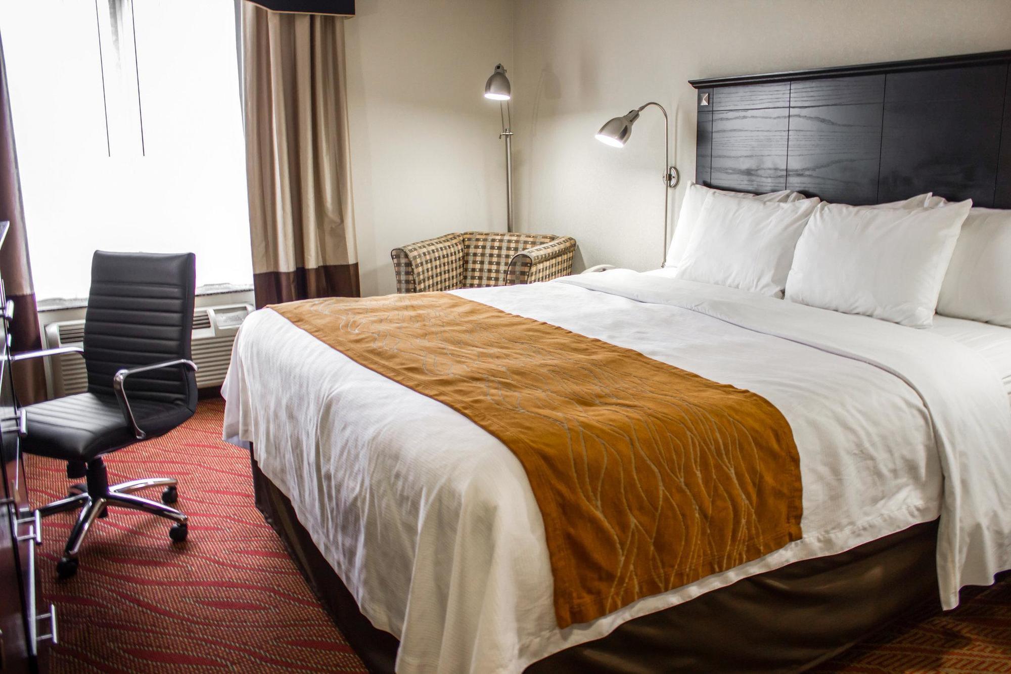 Comfort Inn & Suites Laguardia Airport New York Ngoại thất bức ảnh